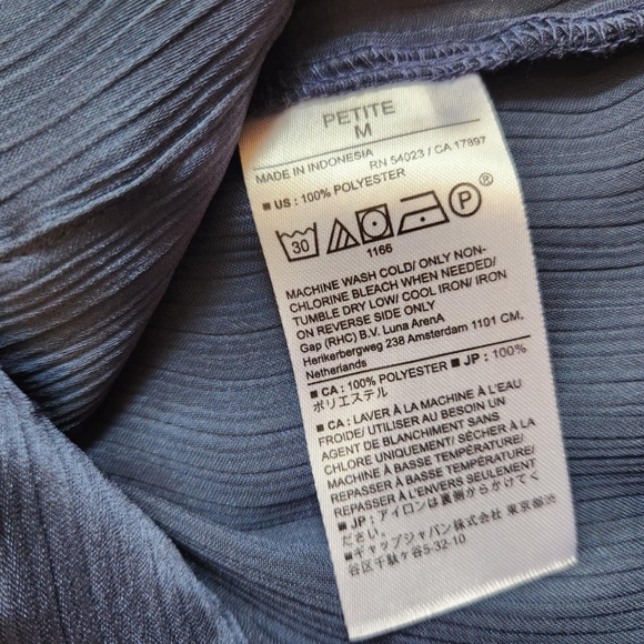 Banana Republic Silky Collarless Blouse - Navy Blue - Size Petite M - Picture 5 of 7